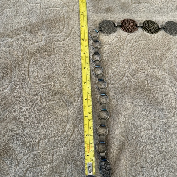 EUC Adjustable Tricolor Chain Belt - Picture 7 of 9